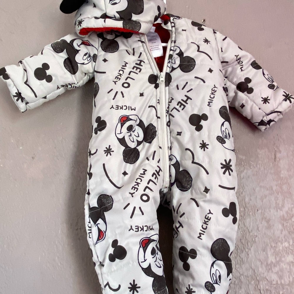 Baby, Disney snowsuit